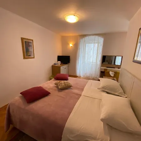 Maison d'hôtes Base 3*