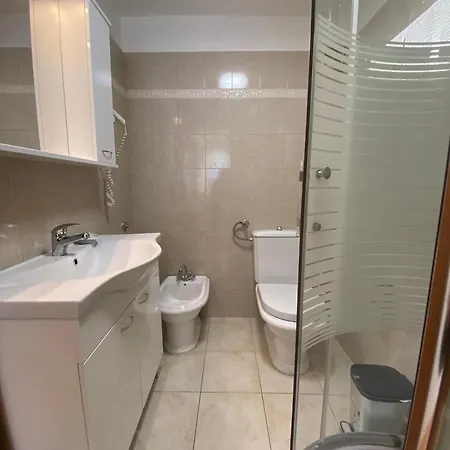 게스트하우스 룸즈 베이스 스플리트