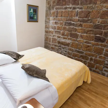 게스트하우스 룸즈 베이스